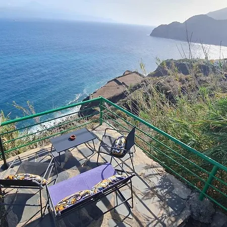 Σπίτι διακοπών Cerrajones: Spectacular Views From The Cliff Agulo